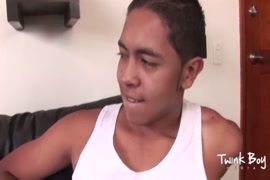 نزول منى المرأة سكس